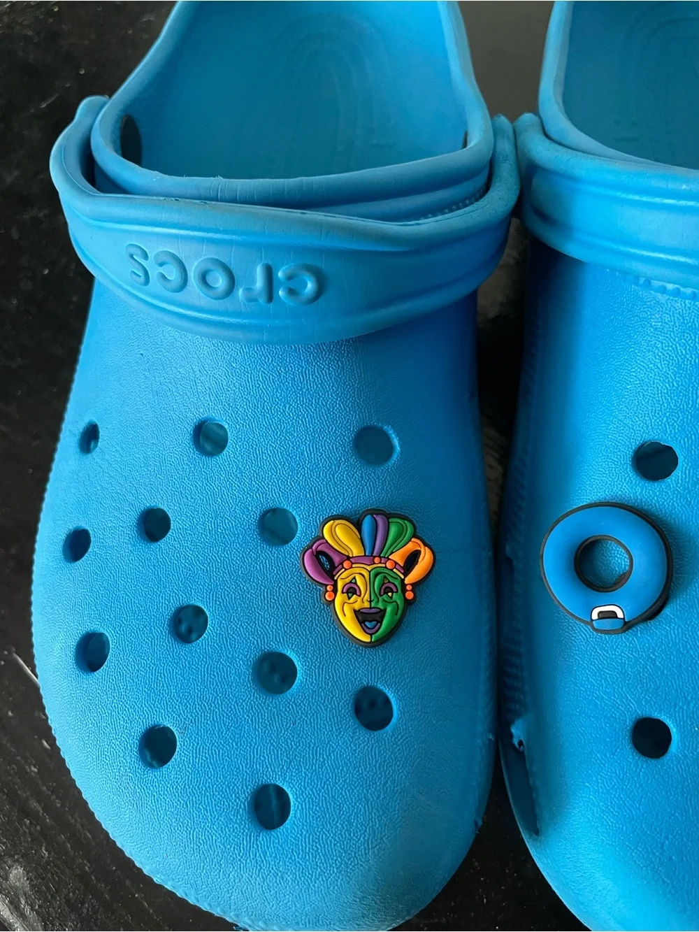 CROCS up sale
